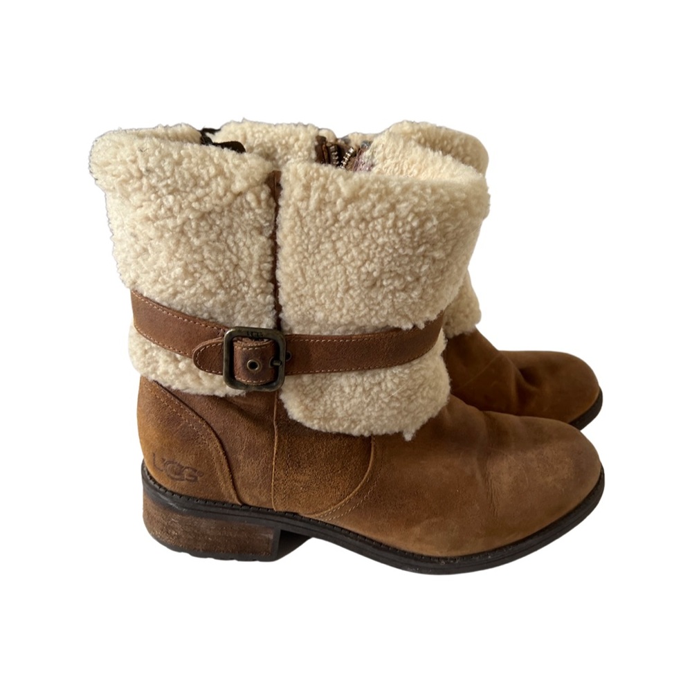 Ugg Blayre II boot size 9